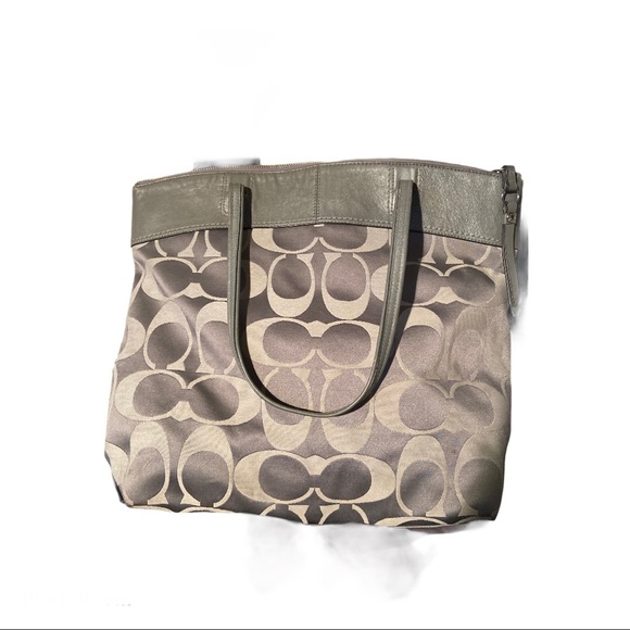 Coach 👜 - Picture 3 of 3